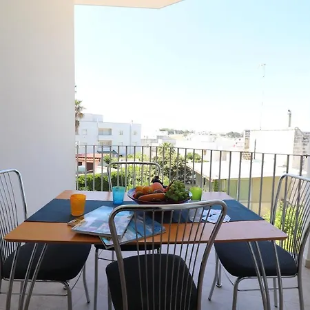 Vakantiehuis Lovely Rossana House In The Centre Of