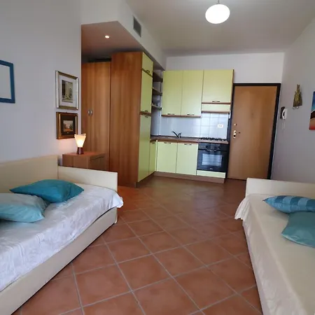 Lovely Rossana House In The Centre Of