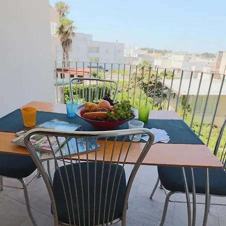 Vakantiehuis Lovely Rossana House In The Centre Of