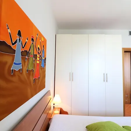Lovely Rossana House In The Centre Of